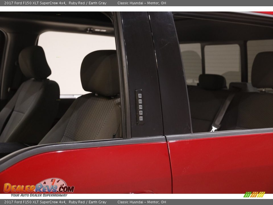 2017 Ford F150 XLT SuperCrew 4x4 Ruby Red / Earth Gray Photo #4