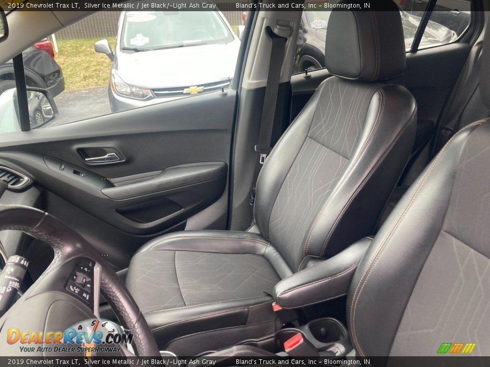 2019 Chevrolet Trax LT Silver Ice Metallic / Jet Black/­Light Ash Gray Photo #15