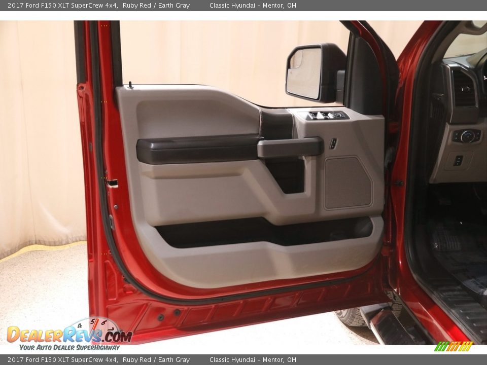 2017 Ford F150 XLT SuperCrew 4x4 Ruby Red / Earth Gray Photo #5