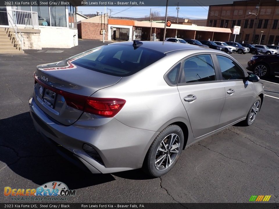 2023 Kia Forte LXS Steel Gray / Black Photo #8