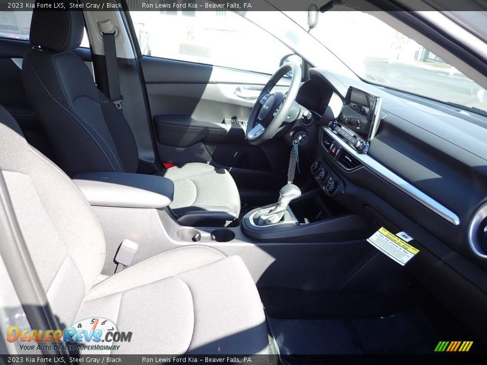 2023 Kia Forte LXS Steel Gray / Black Photo #11