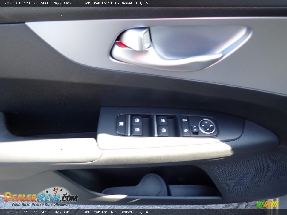 2023 Kia Forte LXS Steel Gray / Black Photo #15
