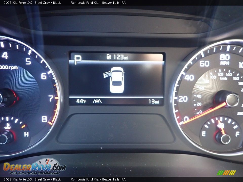 2023 Kia Forte LXS Steel Gray / Black Photo #18