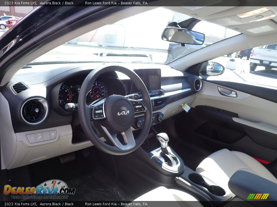 2023 Kia Forte LXS Aurora Black / Black Photo #13