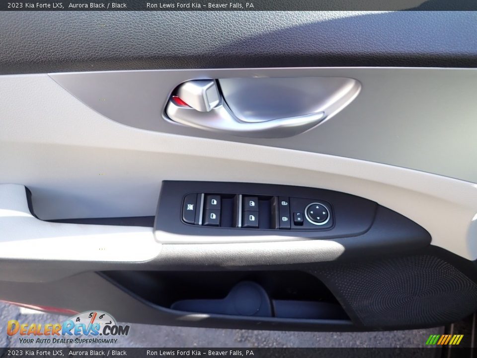 2023 Kia Forte LXS Aurora Black / Black Photo #15