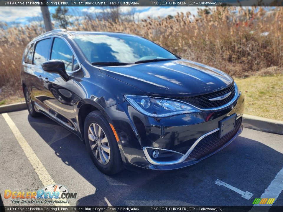 2019 Chrysler Pacifica Touring L Plus Brilliant Black Crystal Pearl / Black/Alloy Photo #3
