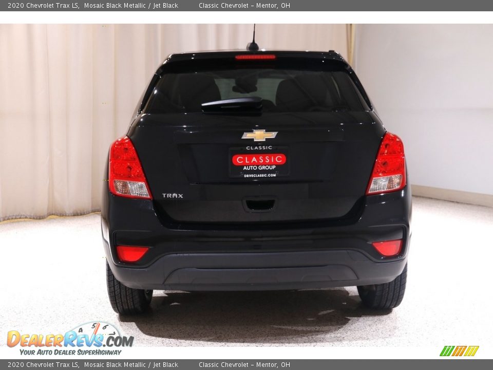 2020 Chevrolet Trax LS Mosaic Black Metallic / Jet Black Photo #17