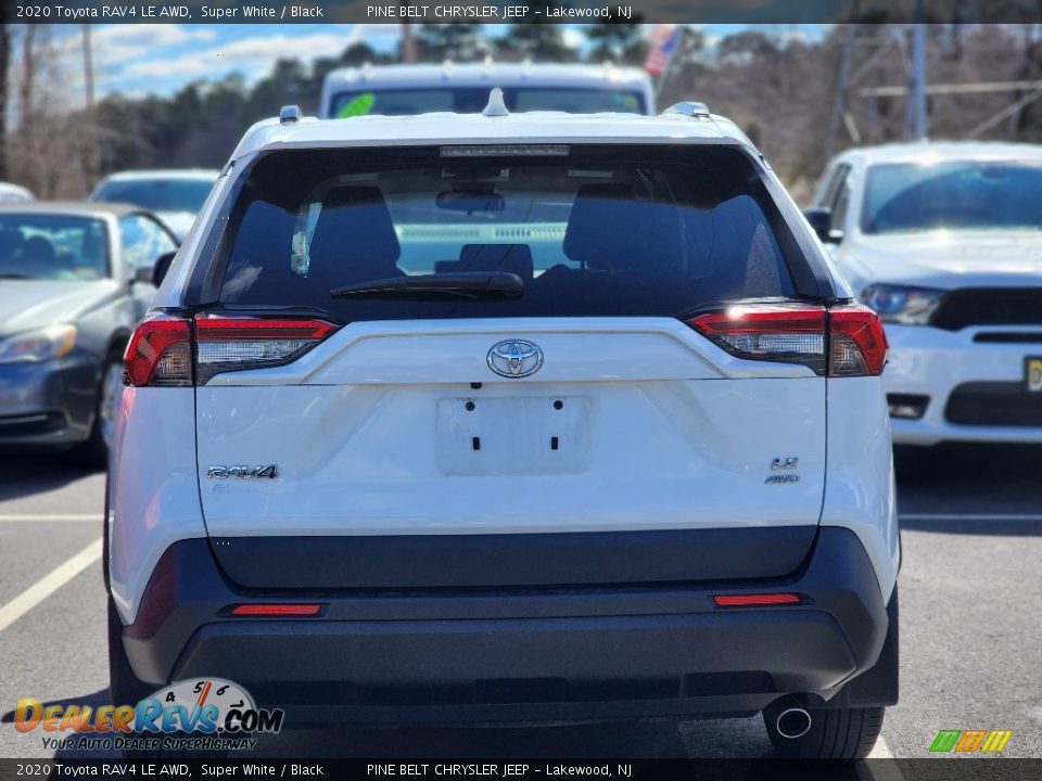 2020 Toyota RAV4 LE AWD Super White / Black Photo #4