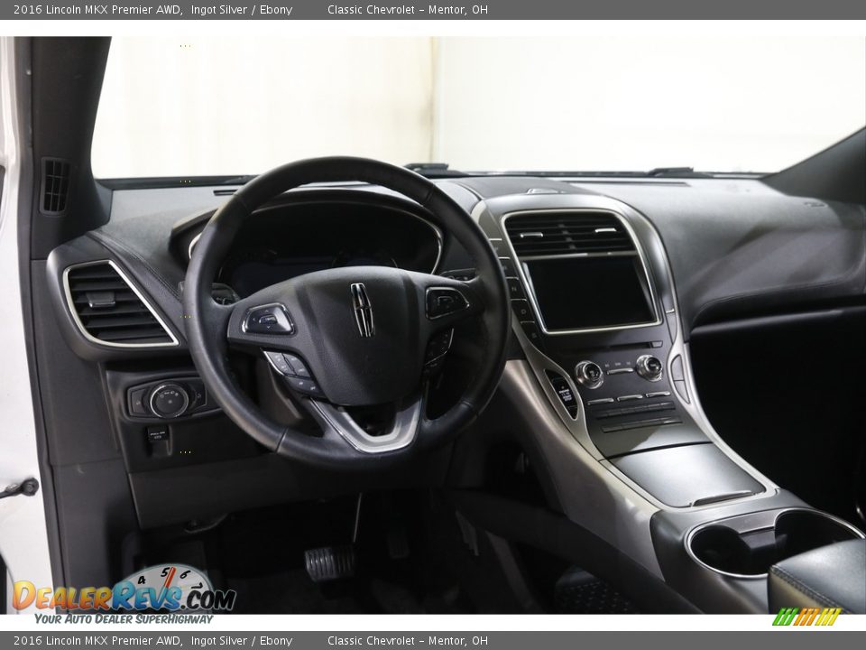 Dashboard of 2016 Lincoln MKX Premier AWD Photo #7