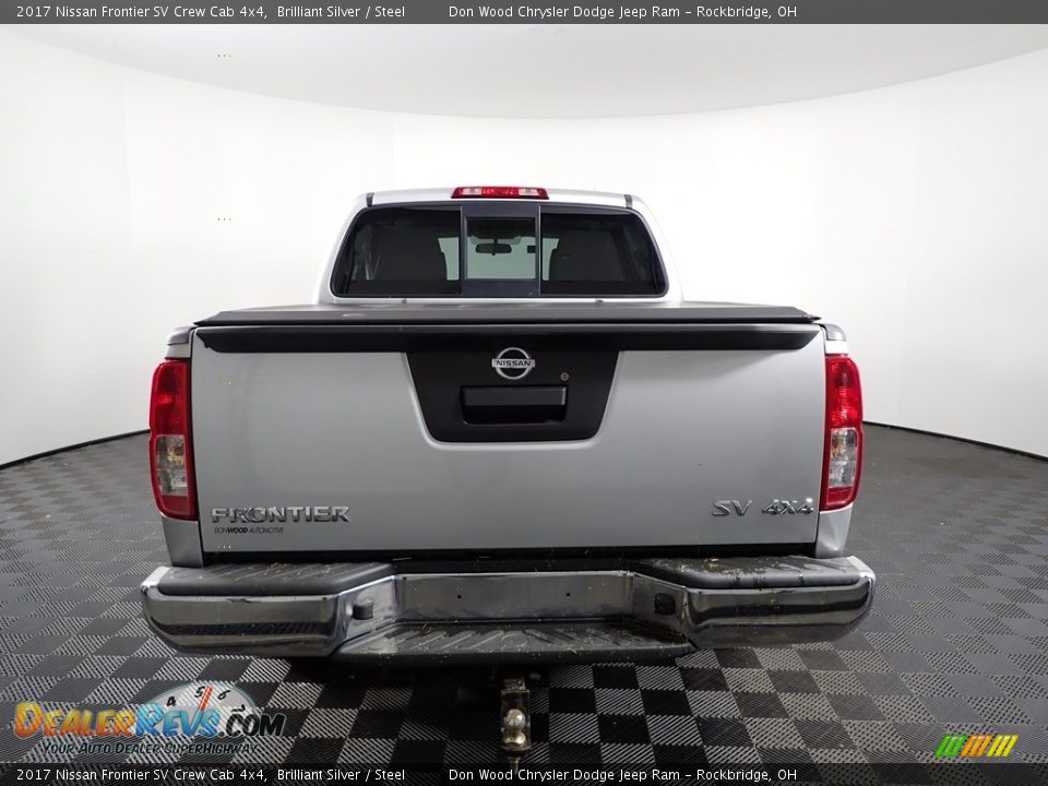 2017 Nissan Frontier SV Crew Cab 4x4 Brilliant Silver / Steel Photo #6