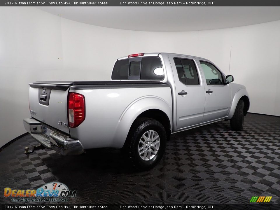 2017 Nissan Frontier SV Crew Cab 4x4 Brilliant Silver / Steel Photo #8