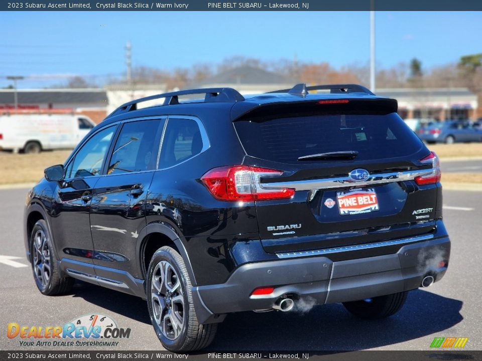 2023 Subaru Ascent Limited Crystal Black Silica / Warm Ivory Photo #4