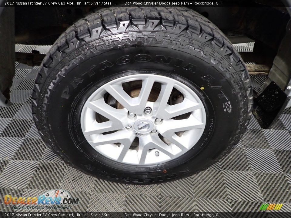 2017 Nissan Frontier SV Crew Cab 4x4 Brilliant Silver / Steel Photo #27