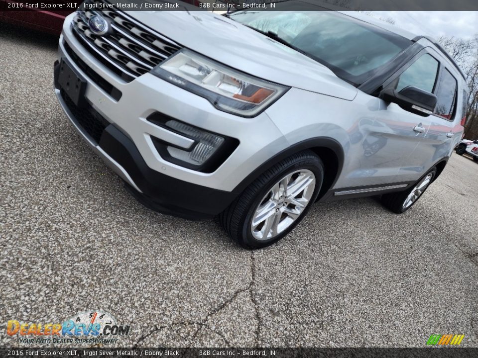 2016 Ford Explorer XLT Ingot Silver Metallic / Ebony Black Photo #28