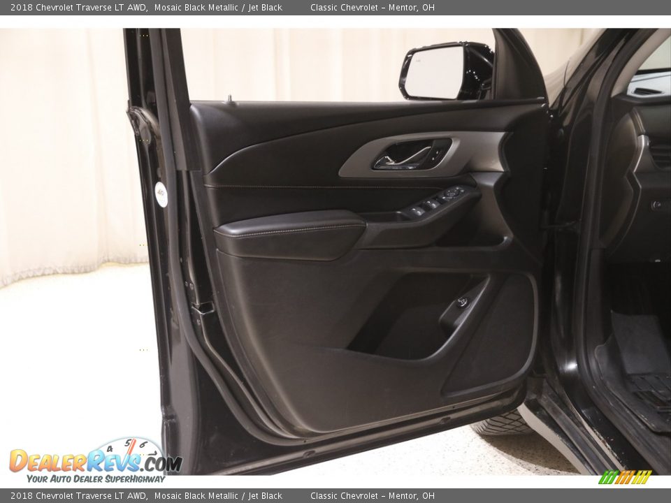 2018 Chevrolet Traverse LT AWD Mosaic Black Metallic / Jet Black Photo #4