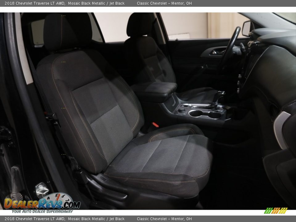 2018 Chevrolet Traverse LT AWD Mosaic Black Metallic / Jet Black Photo #17