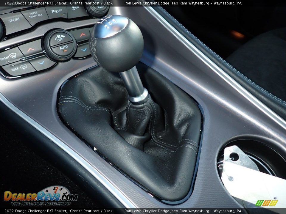 2022 Dodge Challenger R/T Shaker Shifter Photo #17