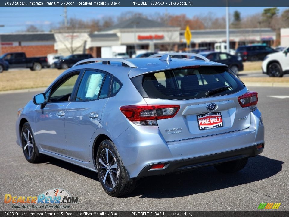 2023 Subaru Impreza Premium 5-Door Ice Silver Metallic / Black Photo #4