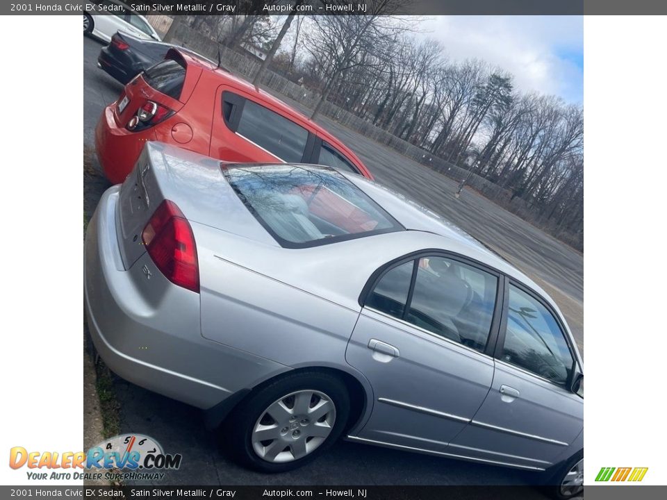 2001 Honda Civic EX Sedan Satin Silver Metallic / Gray Photo #5