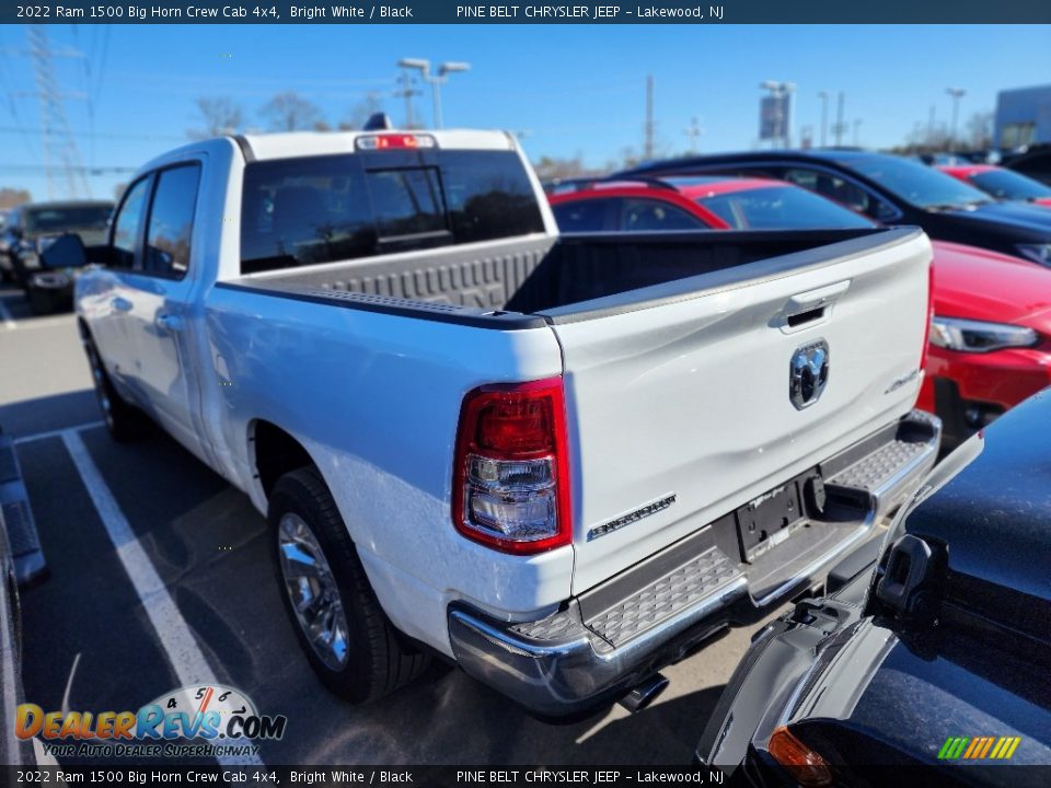 2022 Ram 1500 Big Horn Crew Cab 4x4 Bright White / Black Photo #6