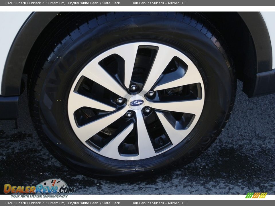 2020 Subaru Outback 2.5i Premium Crystal White Pearl / Slate Black Photo #20
