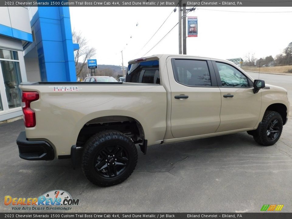 2023 Chevrolet Silverado 1500 Custom Trail Boss Crew Cab 4x4 Sand Dune Metallic / Jet Black Photo #7