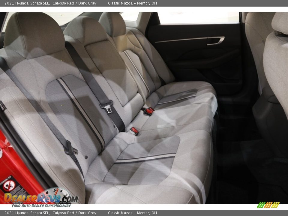 2021 Hyundai Sonata SEL Calypso Red / Dark Gray Photo #16