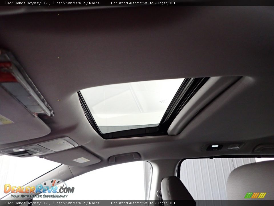 2022 Honda Odyssey EX-L Lunar Silver Metallic / Mocha Photo #5