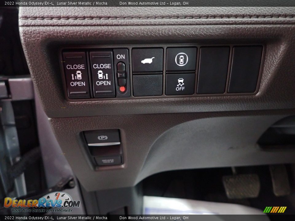 2022 Honda Odyssey EX-L Lunar Silver Metallic / Mocha Photo #18