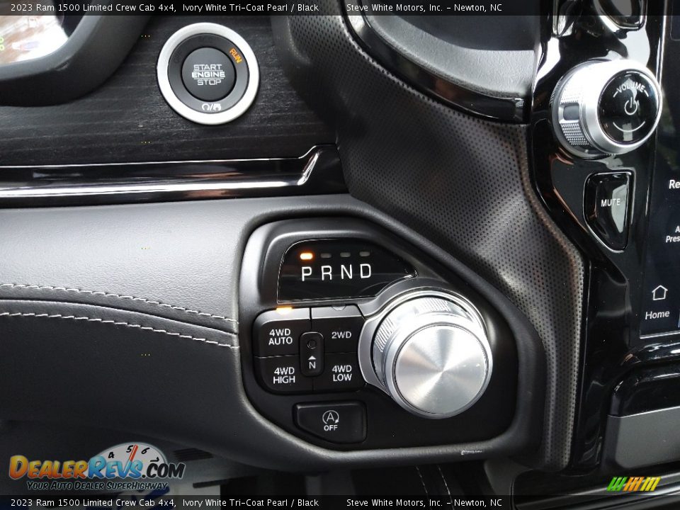 2023 Ram 1500 Limited Crew Cab 4x4 Shifter Photo #24