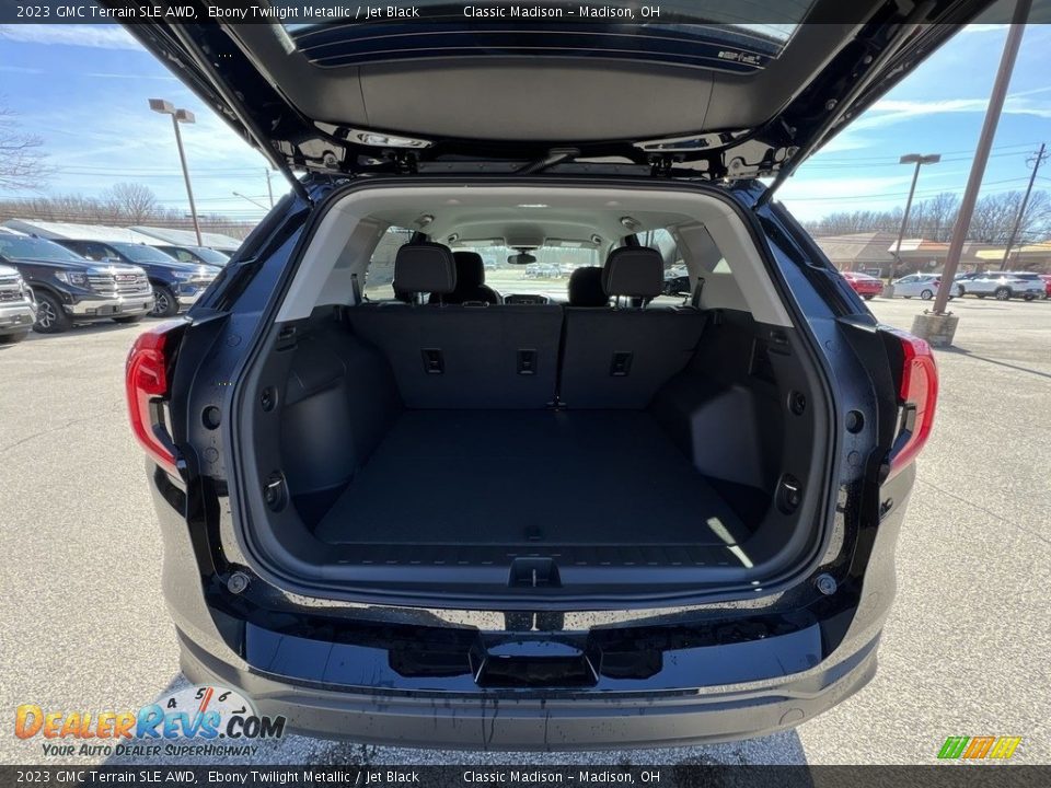 2023 GMC Terrain SLE AWD Ebony Twilight Metallic / Jet Black Photo #17