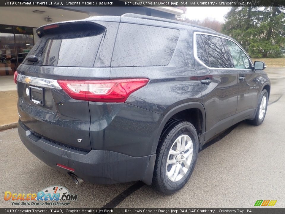 2019 Chevrolet Traverse LT AWD Graphite Metallic / Jet Black Photo #2