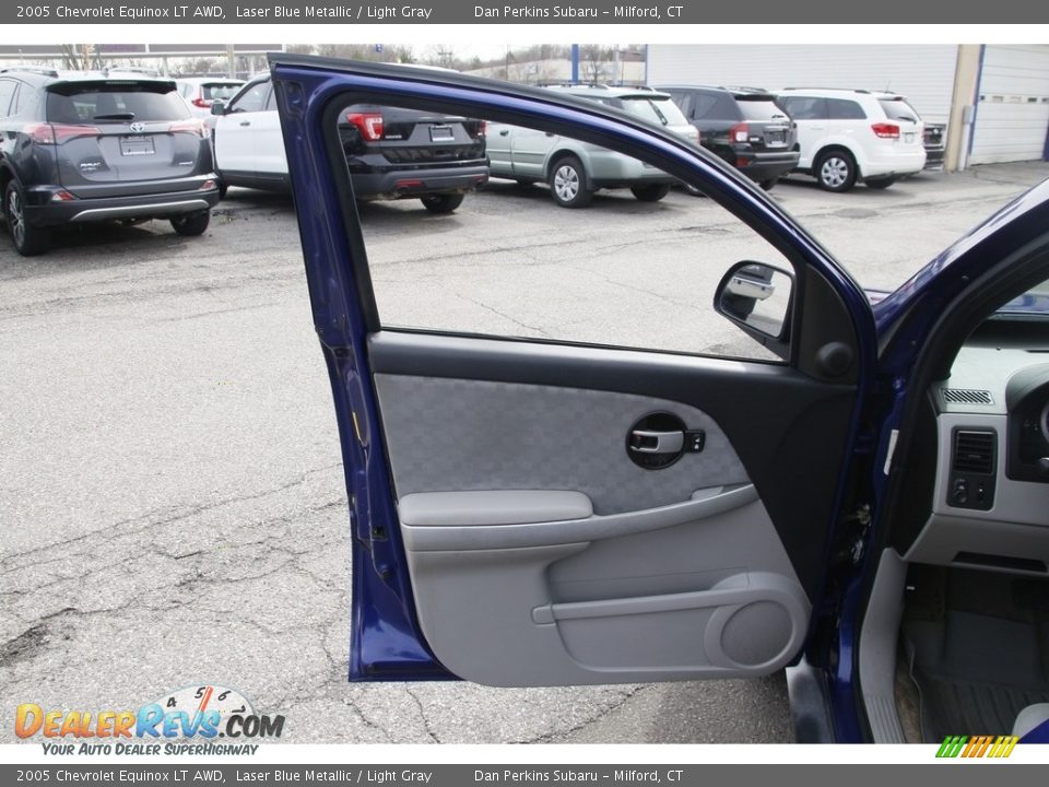 2005 Chevrolet Equinox LT AWD Laser Blue Metallic / Light Gray Photo #9