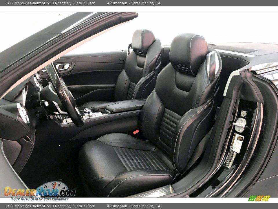 Front Seat of 2017 Mercedes-Benz SL 550 Roadster Photo #13