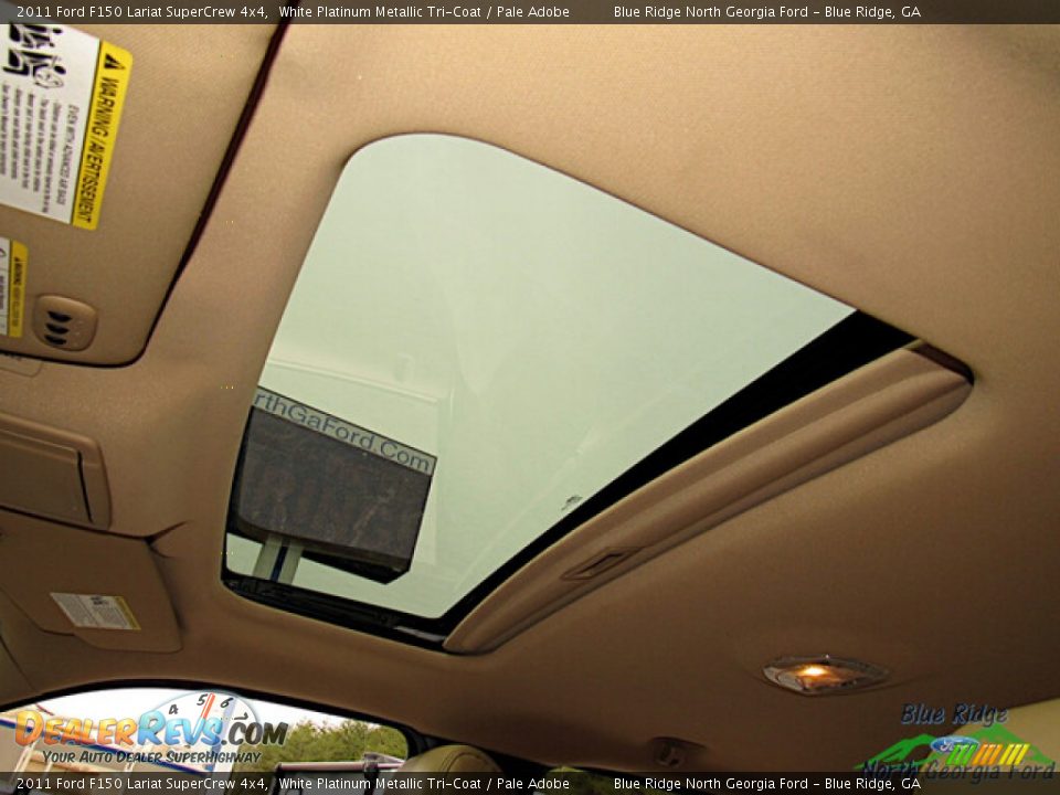 2011 Ford F150 Lariat SuperCrew 4x4 White Platinum Metallic Tri-Coat / Pale Adobe Photo #22