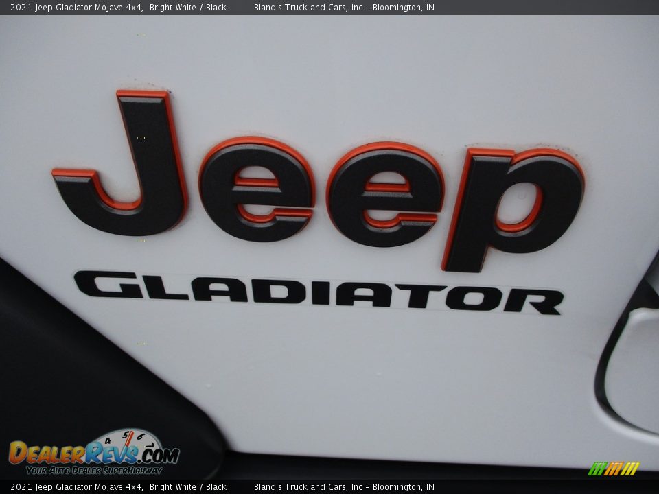 2021 Jeep Gladiator Mojave 4x4 Bright White / Black Photo #24