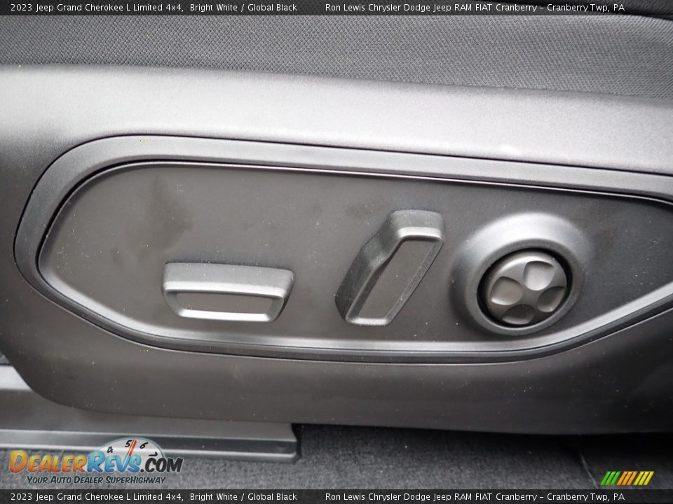 2023 Jeep Grand Cherokee L Limited 4x4 Bright White / Global Black Photo #14