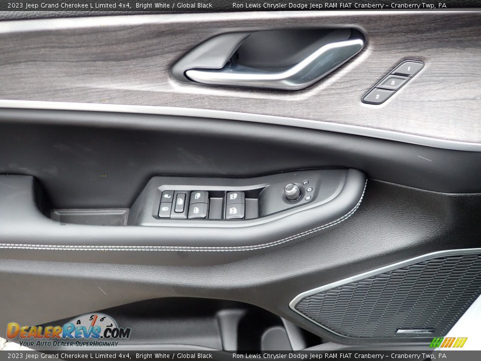 2023 Jeep Grand Cherokee L Limited 4x4 Bright White / Global Black Photo #15
