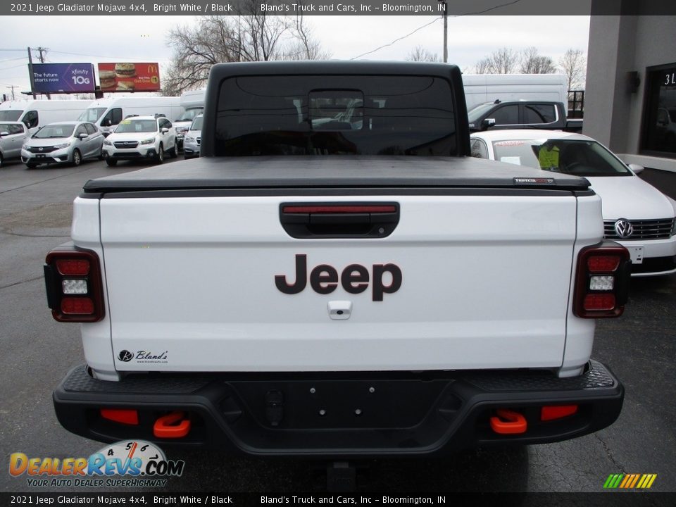 2021 Jeep Gladiator Mojave 4x4 Bright White / Black Photo #28