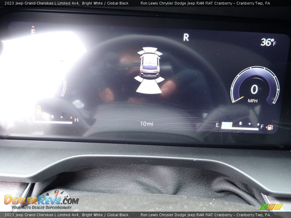 2023 Jeep Grand Cherokee L Limited 4x4 Bright White / Global Black Photo #18