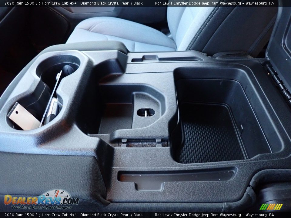 2020 Ram 1500 Big Horn Crew Cab 4x4 Diamond Black Crystal Pearl / Black Photo #17