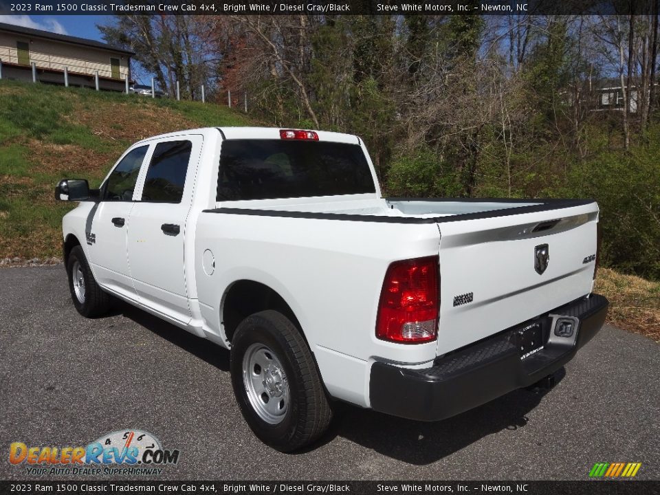 2023 Ram 1500 Classic Tradesman Crew Cab 4x4 Bright White / Diesel Gray/Black Photo #9