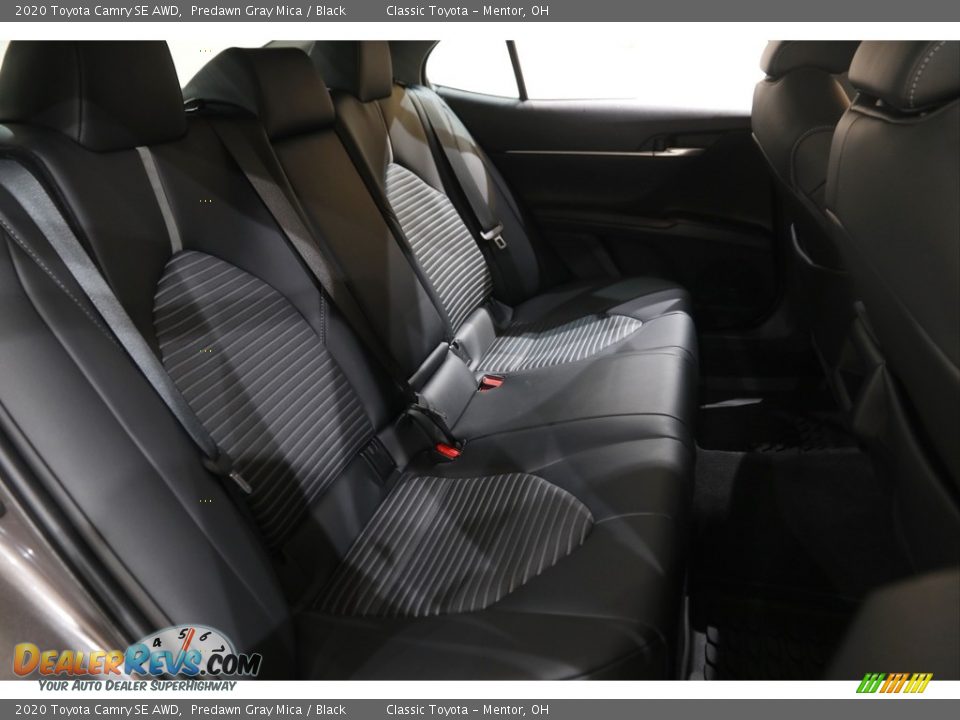 2020 Toyota Camry SE AWD Predawn Gray Mica / Black Photo #15