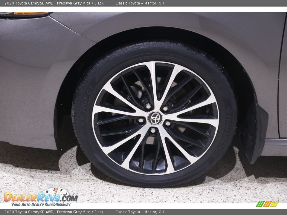 2020 Toyota Camry SE AWD Predawn Gray Mica / Black Photo #19