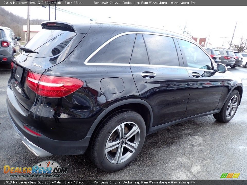 2019 Mercedes-Benz GLC 300 4Matic Black / Black Photo #6