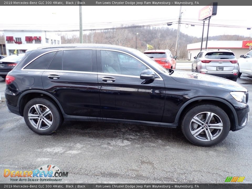 2019 Mercedes-Benz GLC 300 4Matic Black / Black Photo #7