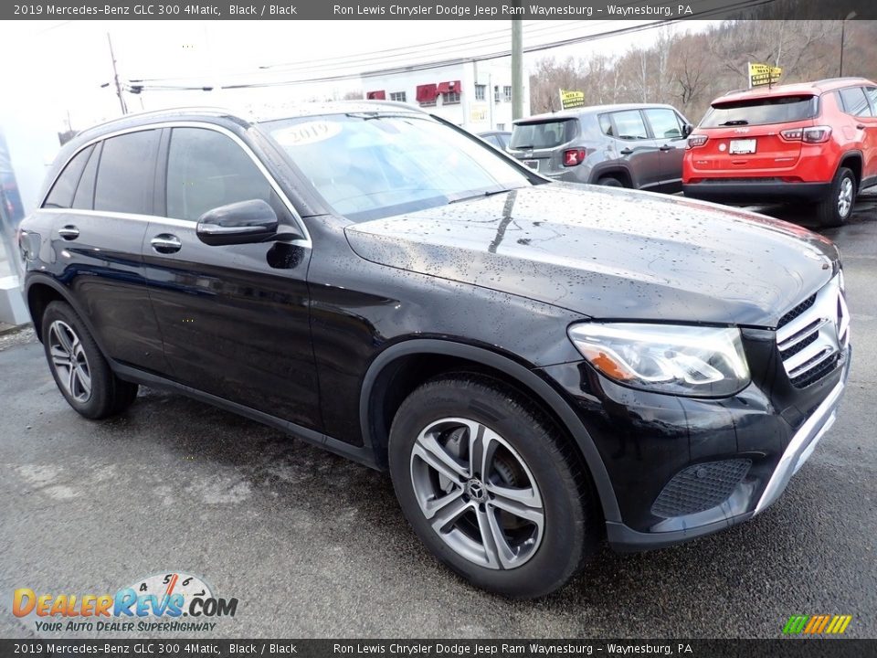 2019 Mercedes-Benz GLC 300 4Matic Black / Black Photo #8