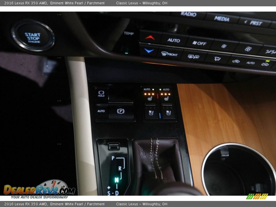 Controls of 2016 Lexus RX 350 AWD Photo #18