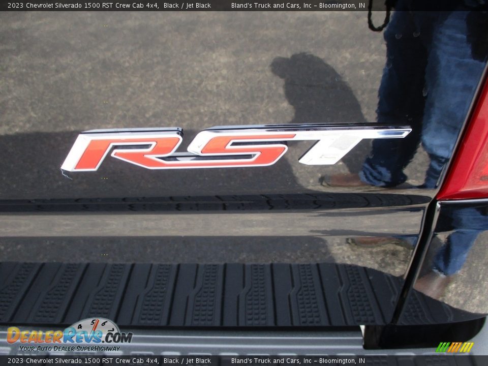 2023 Chevrolet Silverado 1500 RST Crew Cab 4x4 Black / Jet Black Photo #29