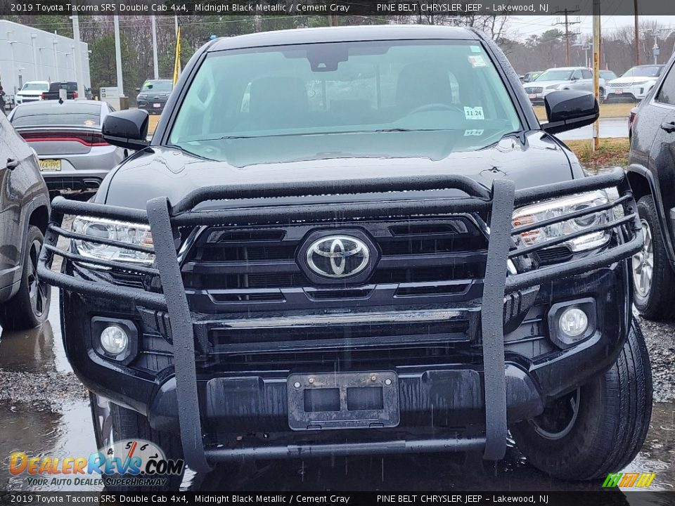 2019 Toyota Tacoma SR5 Double Cab 4x4 Midnight Black Metallic / Cement Gray Photo #2